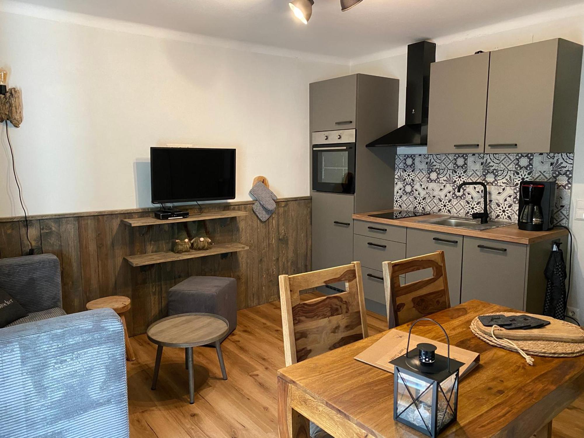 Appartement Brettljause Ferienhaus Fuenf Sinne デーブリアッハ エクステリア 写真